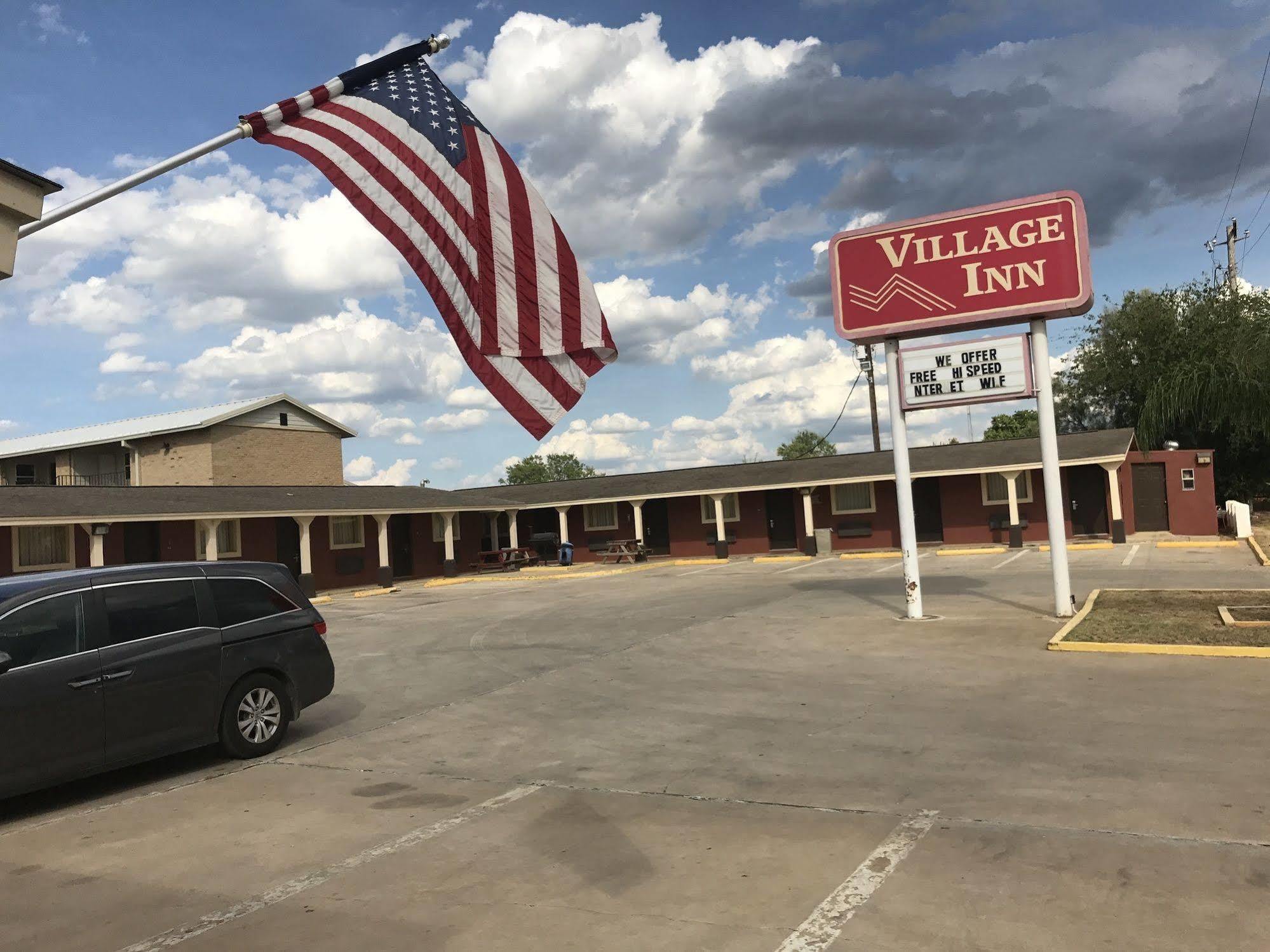 Village Inn Котулла Экстерьер фото